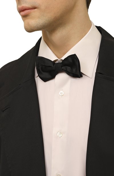 Шелковый галстук-бабочка CORNELIANI черного цвета по цене 15500 руб., арт. 91U908-3120480, фото 2 Шелковый галстук-бабочка CORNELIANI, арт. 91U908-3120480, фото 2