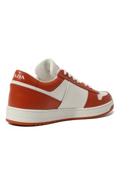 Мужские кожаные кеды PRADA красного цвета, арт. 2EE364-3LKG-F011G | Фото 5 (Стили: Классический; Материал утеплителя: Без утеплителя; Подошва: Массивная; Материал сплава: Проставлено; Драгоценные камни: Проставлено; Нос: Не проставлено; Материал внешний: Натуральная кожа; Кросс-КТ: Низкие)
