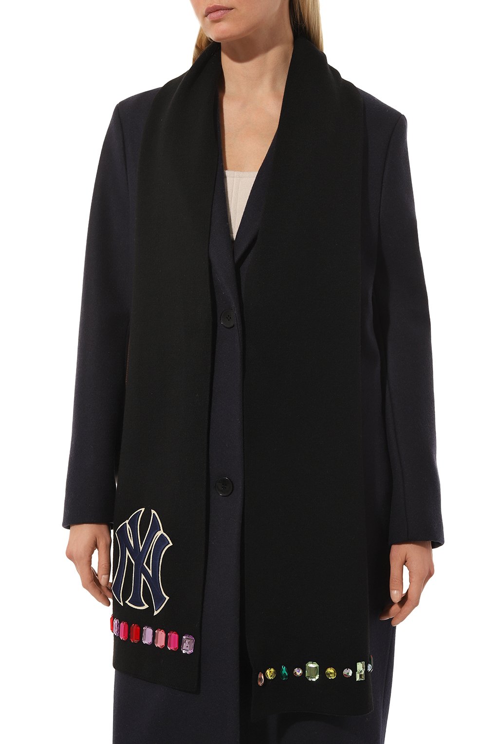 Шерстяной шарф gucci x ny yankees GUCCI черного цвета по цене 79200 руб., арт. 543715 3G206, фото 2 Шерстяной шарф gucci x ny yankees GUCCI, арт. 543715 3G206, фото 2