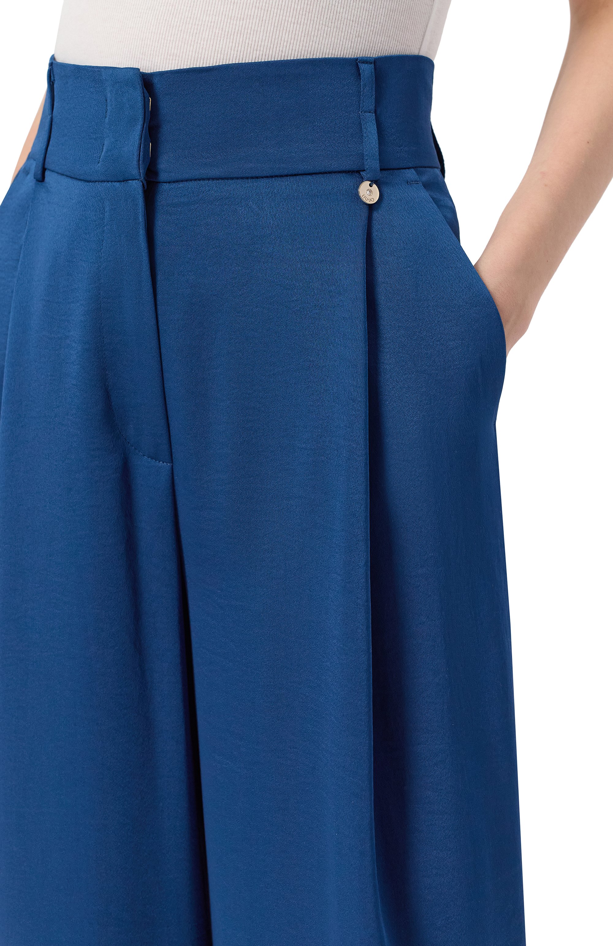 Атласные брюки LIU JO синего цвета по цене 34490 руб., арт. CA5272TS870, фото 5 Атласные брюки LIU JO, арт. CA5272TS870, фото 5