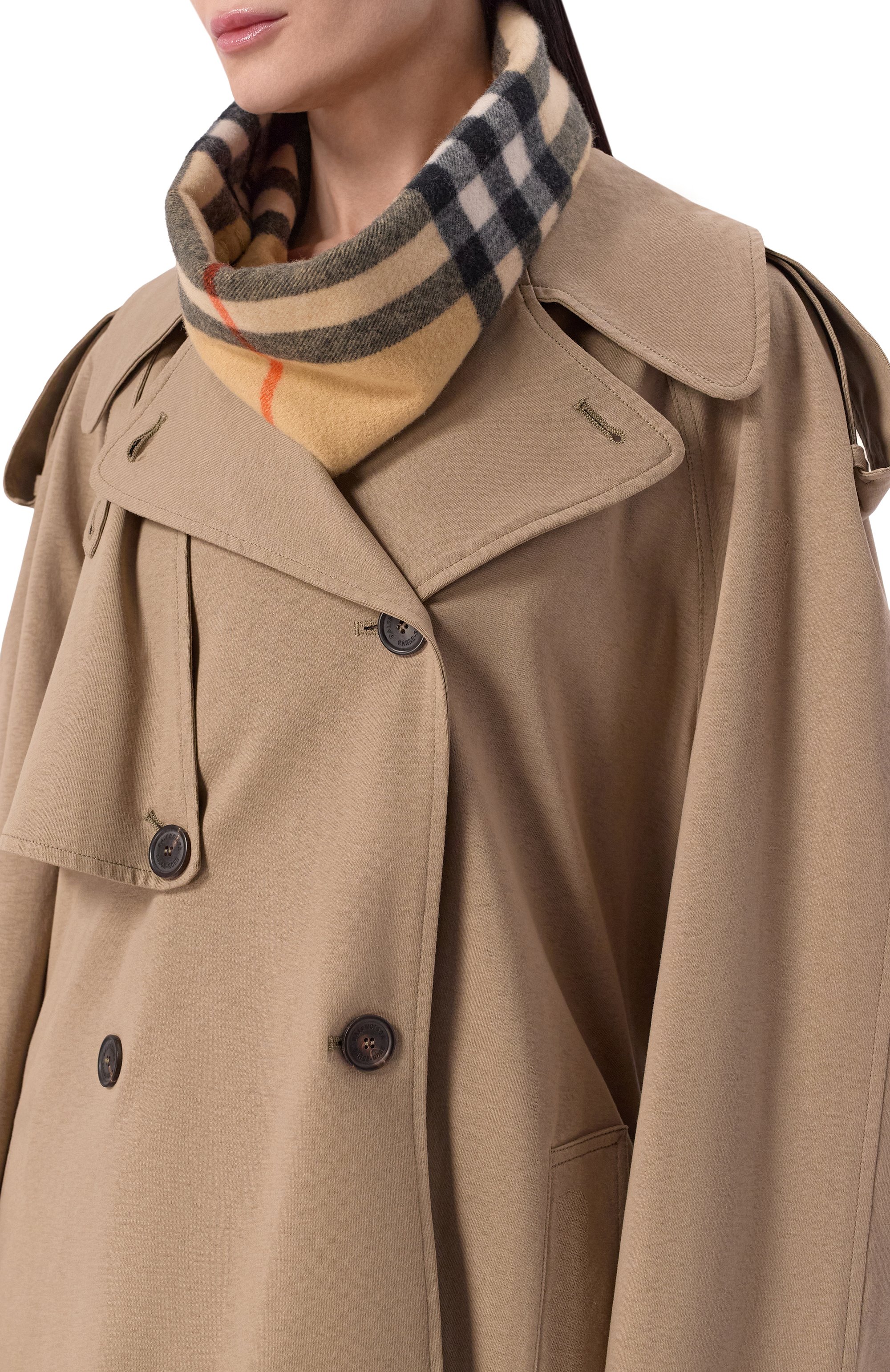 Кашемировый шарф-снуд BURBERRY бежевого цвета по цене 87000 руб., арт. 8121355, фото 2 Кашемировый шарф-снуд BURBERRY, арт. 8121355, фото 2