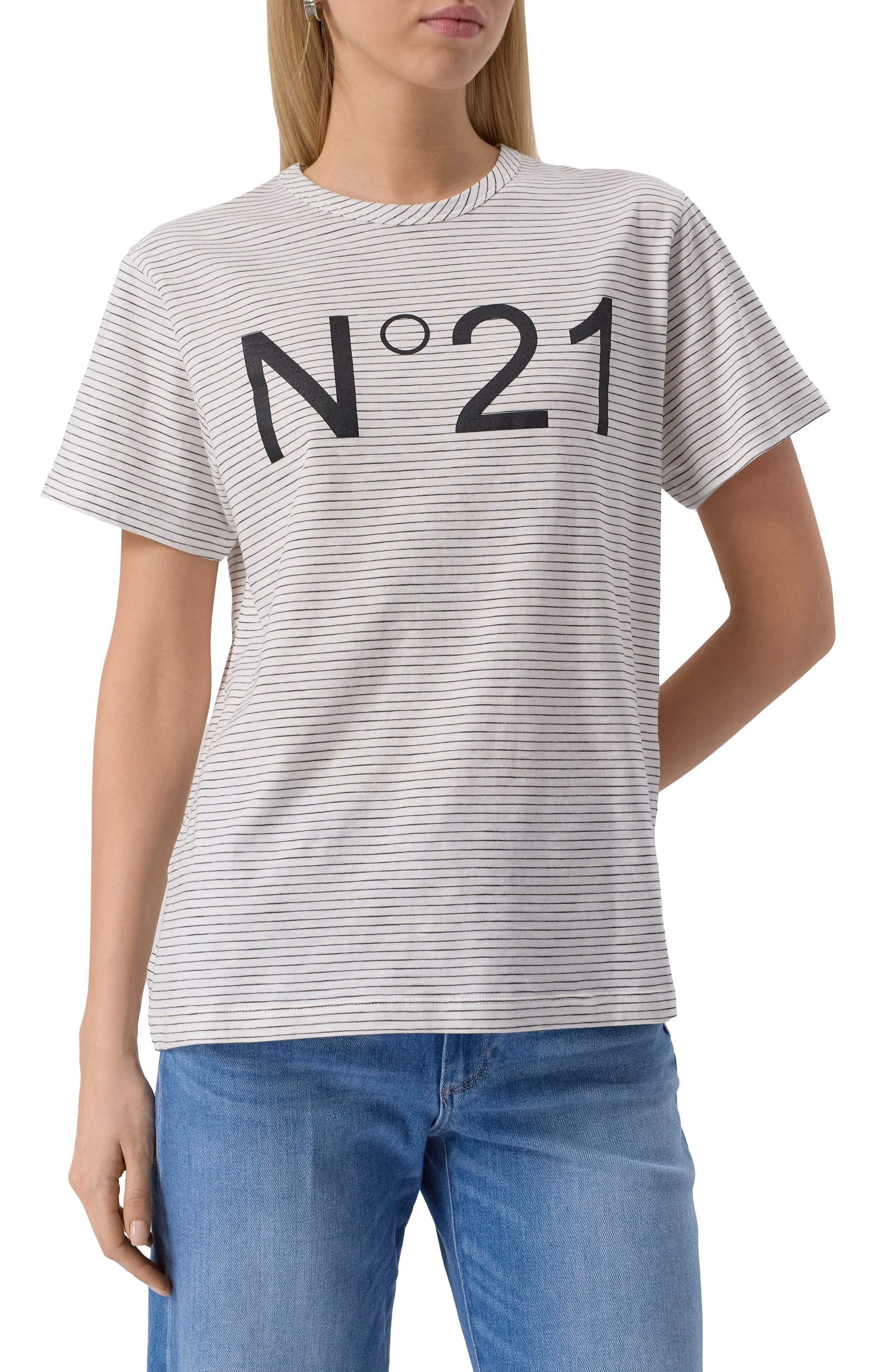 Хлопковая футболка N21 белого цвета по цене 28900 руб., арт. F052/4073, фото 3 Хлопковая футболка N21, арт. F052/4073, фото 3