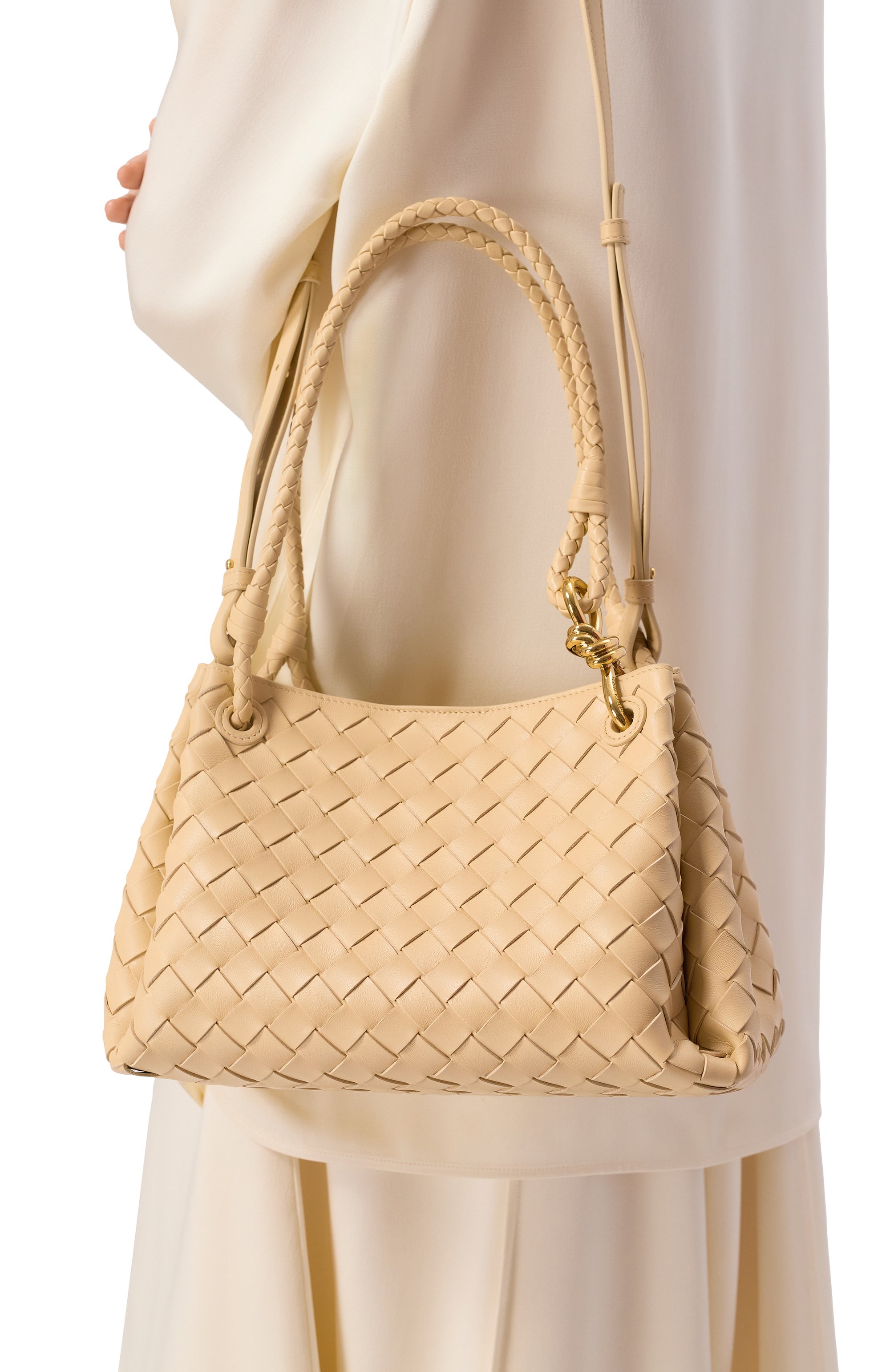 Сумка parachute medium BOTTEGA VENETA, арт. 835921/VCPPT, фото 2
