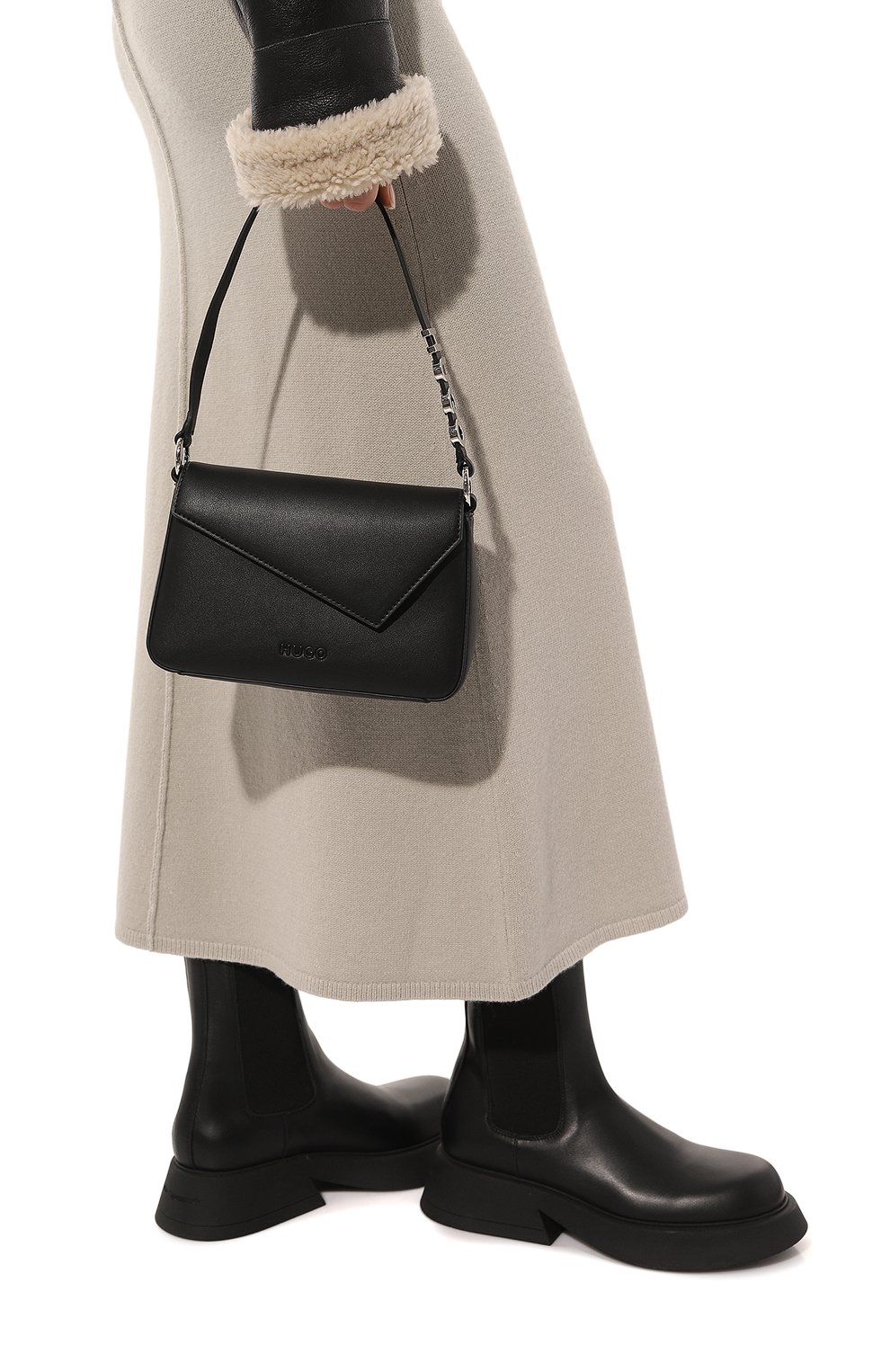 Сумка HUGO черного цвета по цене 13540 руб., арт. 50487033, фото 2 Сумка HUGO, арт. 50487033, фото 2