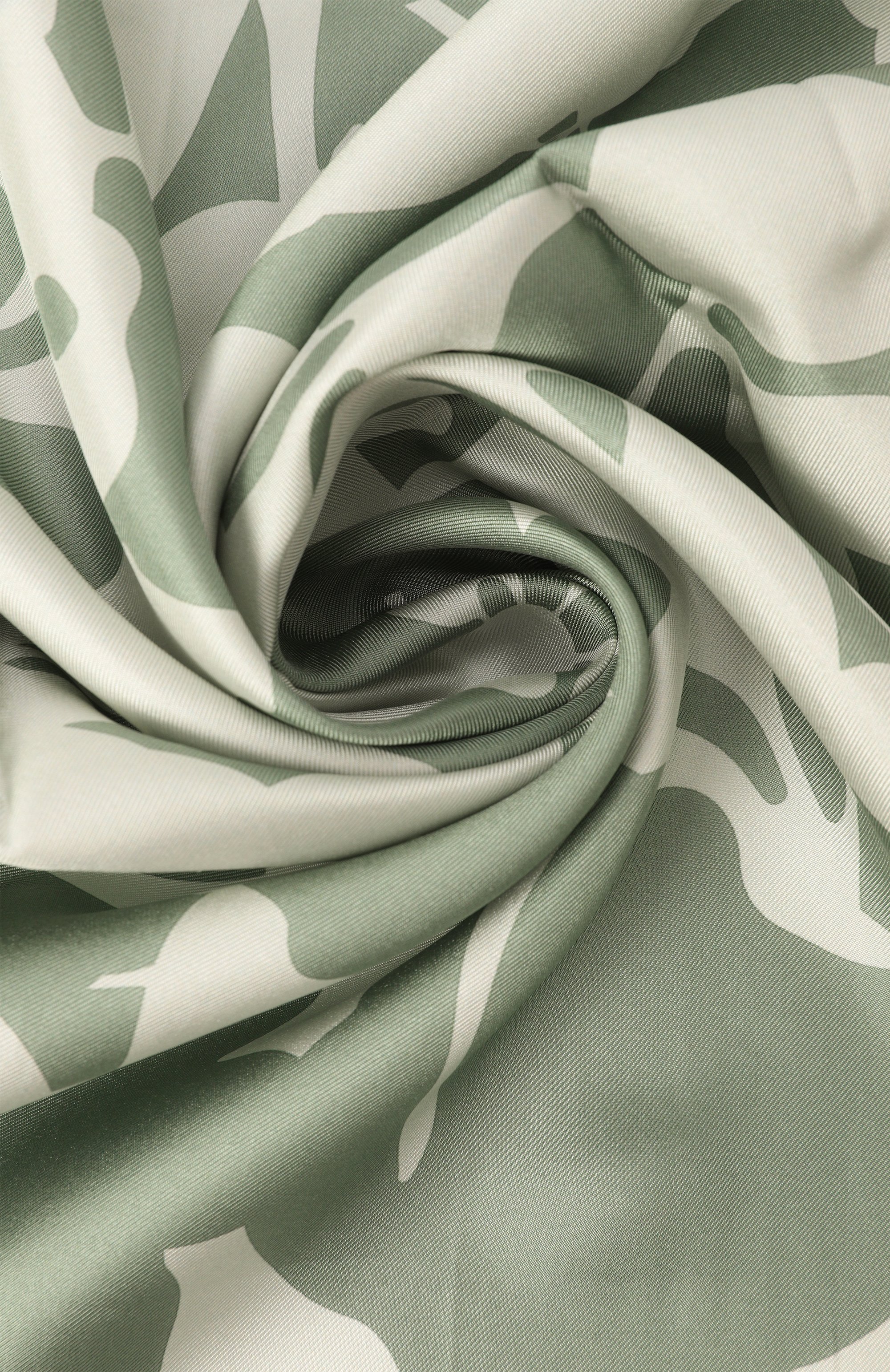 Шелковый платок FURLA зеленого цвета по цене 19000 руб., арт. WT00021/BX3592, фото 3 Шелковый платок FURLA, арт. WT00021/BX3592, фото 3