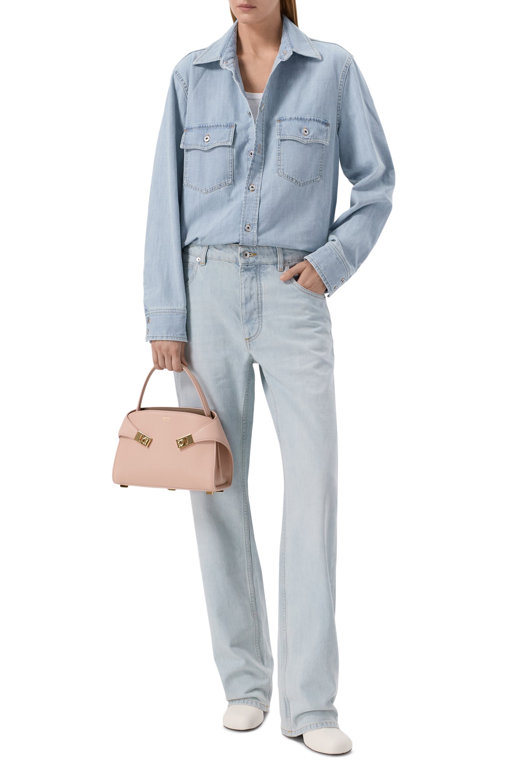 Сумка hug xs FERRAGAMO розового цвета по цене 296000 руб., арт. 21A711/795368, фото 3 Сумка hug xs FERRAGAMO, арт. 21A711/795368, фото 3