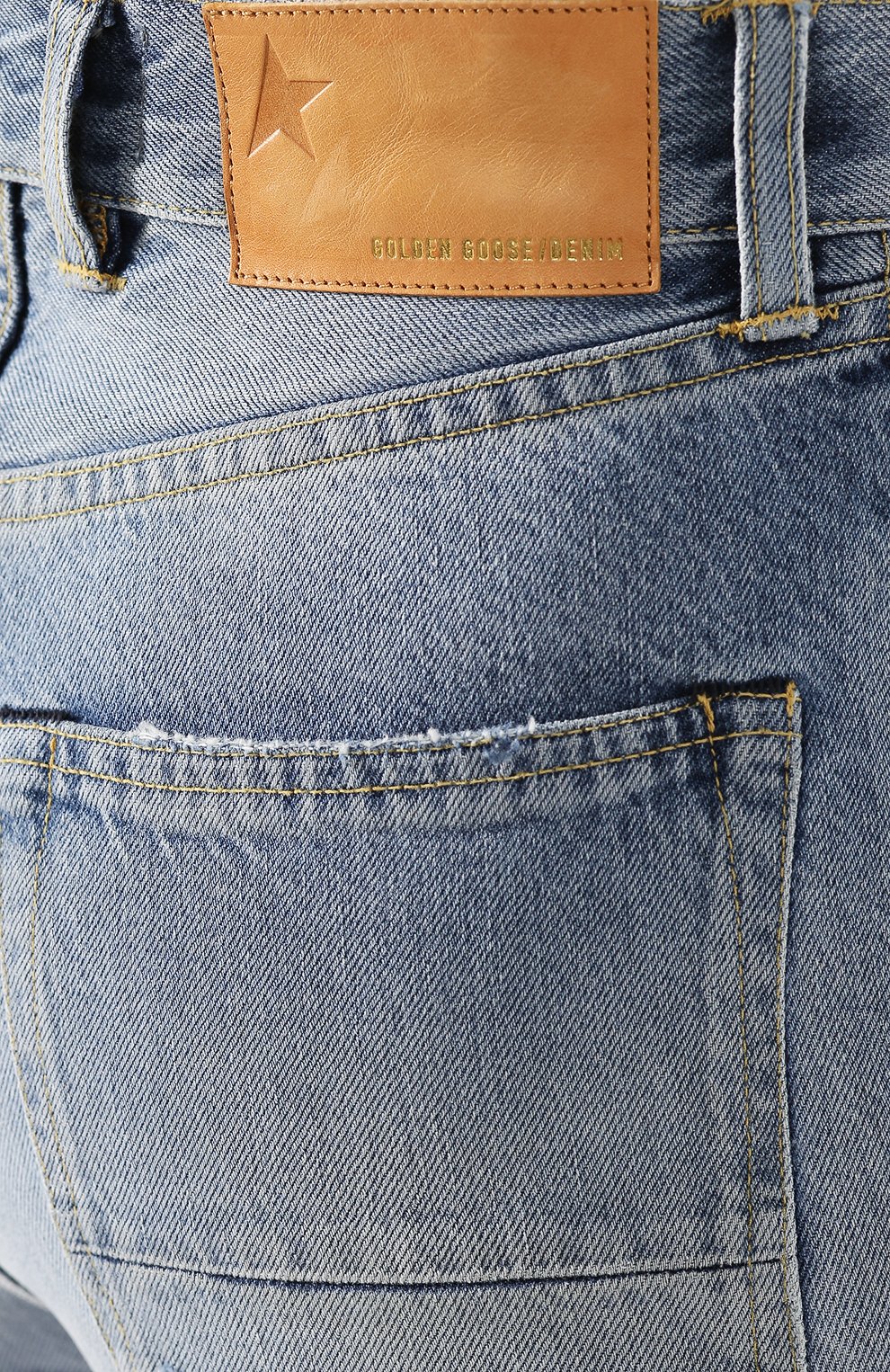 Джинсы GOLDEN GOOSE DELUXE BRAND голубого цвета по цене 26250 руб., арт. G36WP005.A1, фото 5 Джинсы GOLDEN GOOSE DELUXE BRAND, арт. G36WP005.A1, фото 5