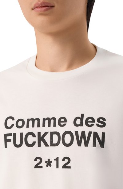 Хлопковый лонгслив COMME DES FUCKDOWN белого цвета по цене 6995 руб., арт. CFABU00021, фото 5 Хлопковый лонгслив COMME DES FUCKDOWN, арт. CFABU00021, фото 5