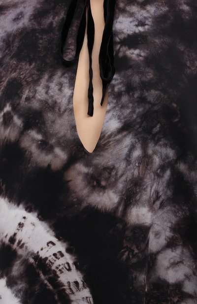 Шелковая туника TOM FORD черно-белого цвета по цене 725000 руб., арт. KF0003-FAX768, фото 5 Шелковая туника TOM FORD, арт. KF0003-FAX768, фото 5