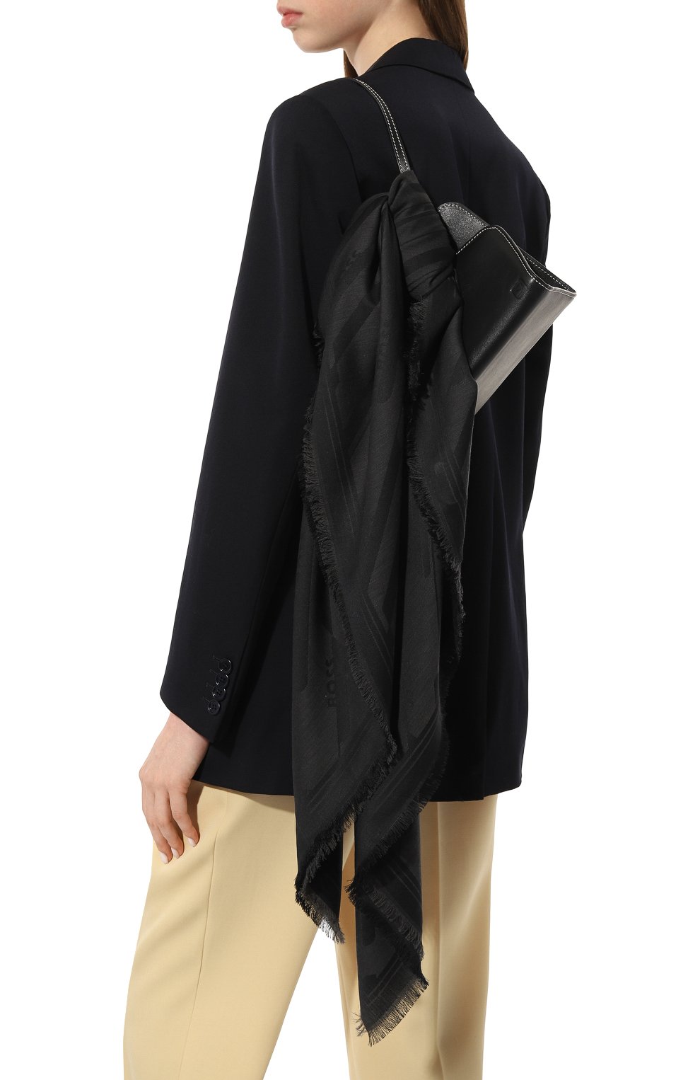 Платок BOSS черного цвета по цене 10440 руб., арт. 50497738, фото 3 Платок BOSS, арт. 50497738, фото 3