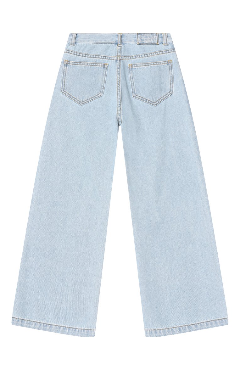 Детские джинсы BLUMARINE голубого цвета, арт. BFPA009.C.DF004/6A-12A | Фото 2 (Нос: Не проставлено; Материал внешний: Хлопок; Детали: Декор; Автоматизация состава: Проставлено; Ростовка одежда: 8 лет | 128 см, 6 лет | 116 см, 10 - 11 лет | 140 - 146см, 12 лет | 152 см)