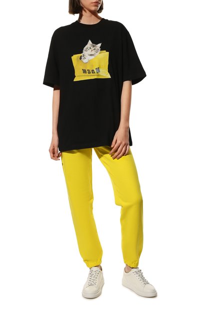 Хлопковая футболка MSGM черного цвета по цене 17600 руб., арт. 3241MDM165 227298, фото 2 Хлопковая футболка MSGM, арт. 3241MDM165 227298, фото 2