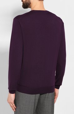 Мужской шерстяной джемпер BERLUTI фиолетового цвета, арт. R15KRL115-005 | Фото 4 (Рукава от горловины: Длинные; Материал внешний: Шерсть; Длина (для топов): Стандартные; Рукава: Длинные; Статус проверки: Проверена категория, Проверено; Мужское Кросс-КТ: Джемперы; Принт: С принтом; Вырез: Круглый; Материал сплава: Проставлено, Проверено; Драгоценные камни: Проставлено; Стили: Кэжуэл)