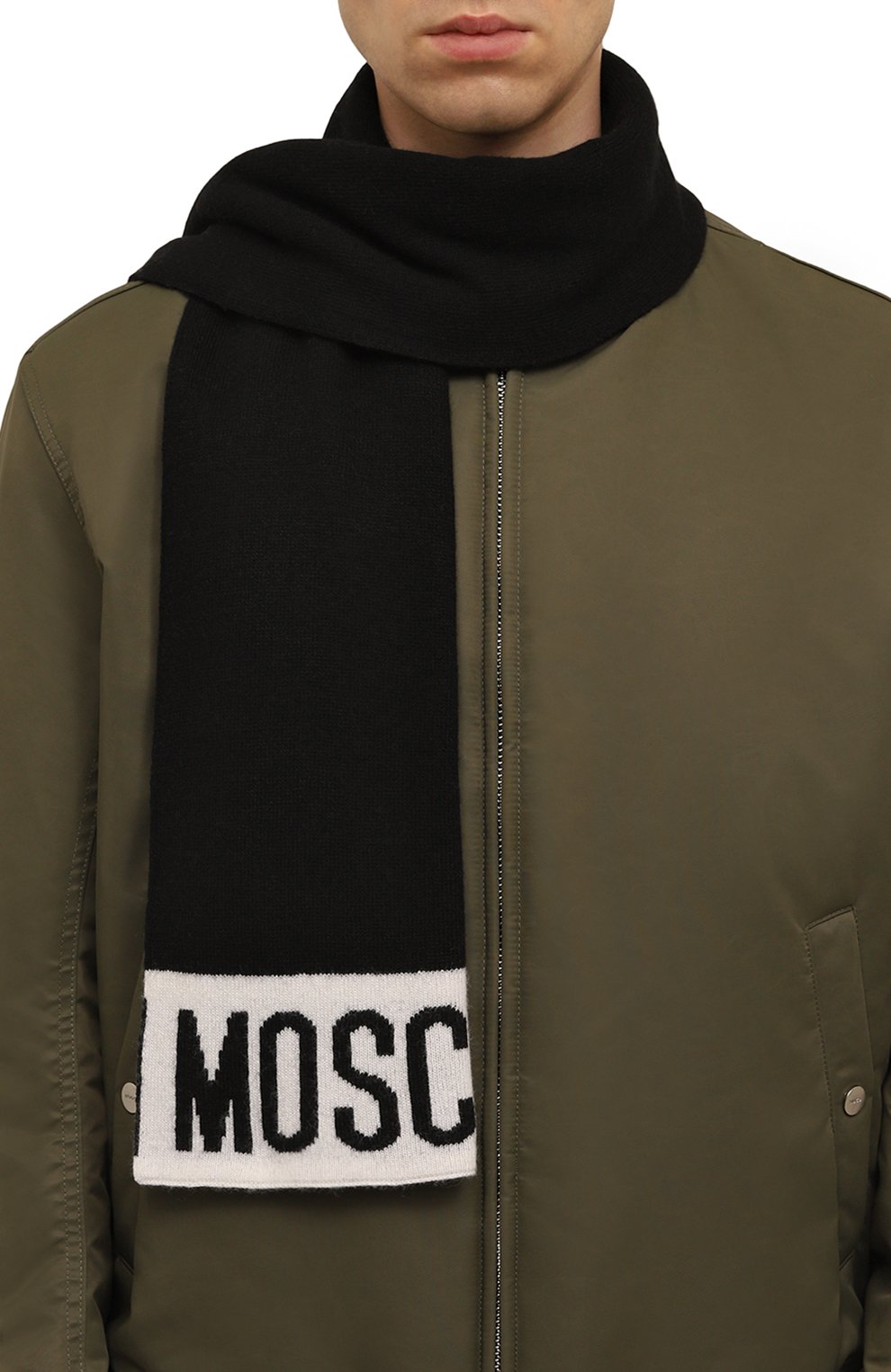 Шарф из шерсти и вискозы MOSCHINO черного цвета по цене 11550 руб., арт. 30808/M3137, фото 2 Шарф из шерсти и вискозы MOSCHINO, арт. 30808/M3137, фото 2