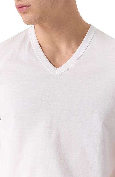 Хлопковая футболка DOLCE & GABBANA белого цвета по цене 37500 руб., арт. G8KG0T/FU7EQ, фото 5 Хлопковая футболка DOLCE & GABBANA, арт. G8KG0T/FU7EQ, фото 5