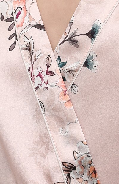 Халат LUNA DI SETA розового цвета по цене 48030 руб., арт. VLST60836, фото 5 Халат LUNA DI SETA, арт. VLST60836, фото 5