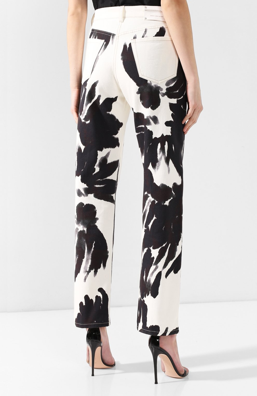 Джинсы с принтом DRIES VAN NOTEN черного цвета по цене 49950 руб., арт. 191-32410-7111, фото 4 Джинсы с принтом DRIES VAN NOTEN, арт. 191-32410-7111, фото 4