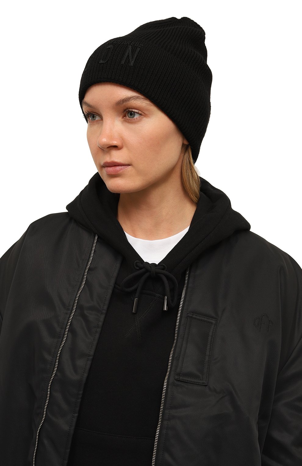 Шерстяная шапка icon DSQUARED2 черного цвета по цене 29000 руб., арт. KNW0001 01W04973, фото 2 Шерстяная шапка icon DSQUARED2, арт. KNW0001 01W04973, фото 2