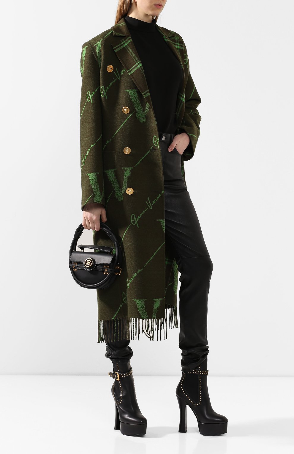 Кожаные ботильоны VERSACE черного цвета по цене 225500 руб., арт. DST203T/DVT4X, фото 2 Кожаные ботильоны VERSACE, арт. DST203T/DVT4X, фото 2