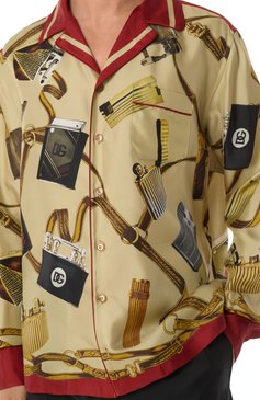 Мужская шелковая рубашка DOLCE & GABBANA бежевого цвета, арт. G5IF1T/HI1VN | Фото 5 (Длина (для топов): Стандартные; Драгоценные камни: Проставлено; Материал сплава: Проставлено; Рукава: Длинные; Материал внешний: Шелк; Воротник: Отложной; Случай: Повседневный; Манжеты: На пуговицах; Принт: С принтом; Стили: Кэжуэл)