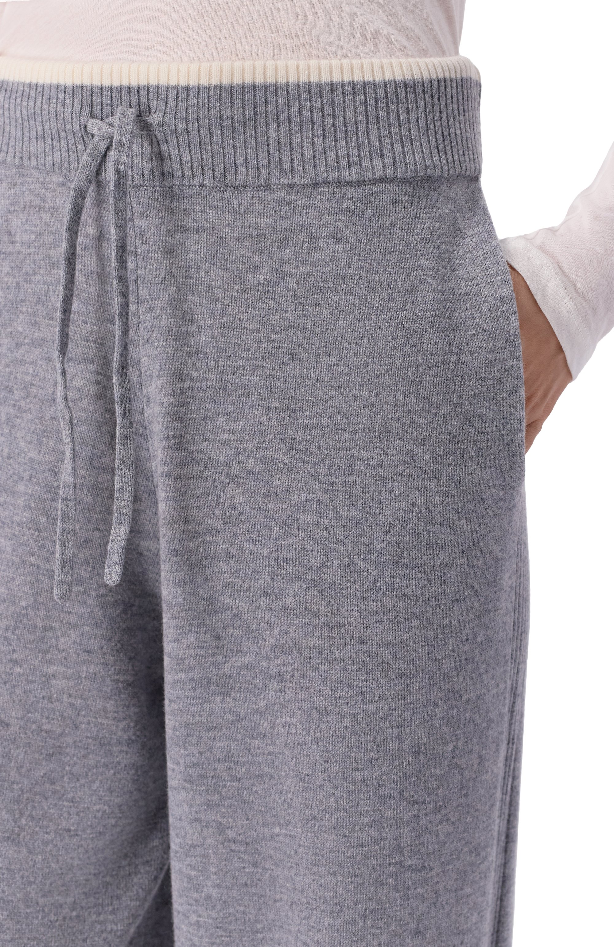 Брюки из шерсти и кашемира PINKO серого цвета по цене 27900 руб., арт. 105490/A2Q9, фото 5 Брюки из шерсти и кашемира PINKO, арт. 105490/A2Q9, фото 5