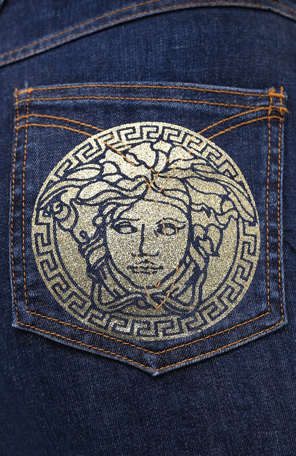 Джинсы VERSACE синего цвета по цене 59450 руб., арт. A84996/A236475, фото 6 Джинсы VERSACE, арт. A84996/A236475, фото 6