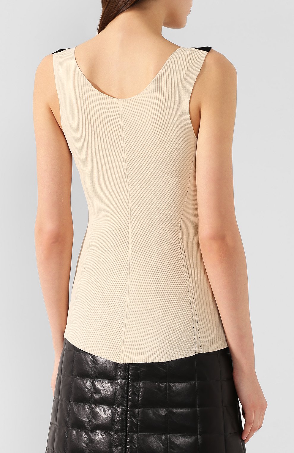 Топ BOTTEGA VENETA черного цвета по цене 131500 руб., арт. 583011/VA7M0, фото 4 Топ BOTTEGA VENETA, арт. 583011/VA7M0, фото 4
