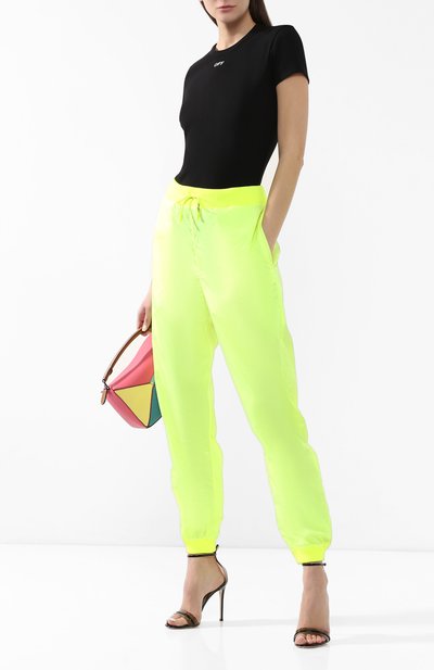 Джоггеры OFF-WHITE желтого цвета по цене 39950 руб., арт. 0WCA085S19E000446200, фото 2 Джоггеры OFF-WHITE, арт. 0WCA085S19E000446200, фото 2