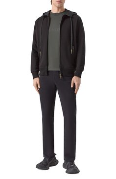 Мужской хлопковая толстовка MONCLER черного цвета, арт. 8G00034/899WC | Фото 2 (Материал внешний: Хлопок; Длина (для топов): Стандартные; Мужское Кросс-КТ: Толстовка-одежда; Рукава: Длинные; Стили: Спорт-шик)