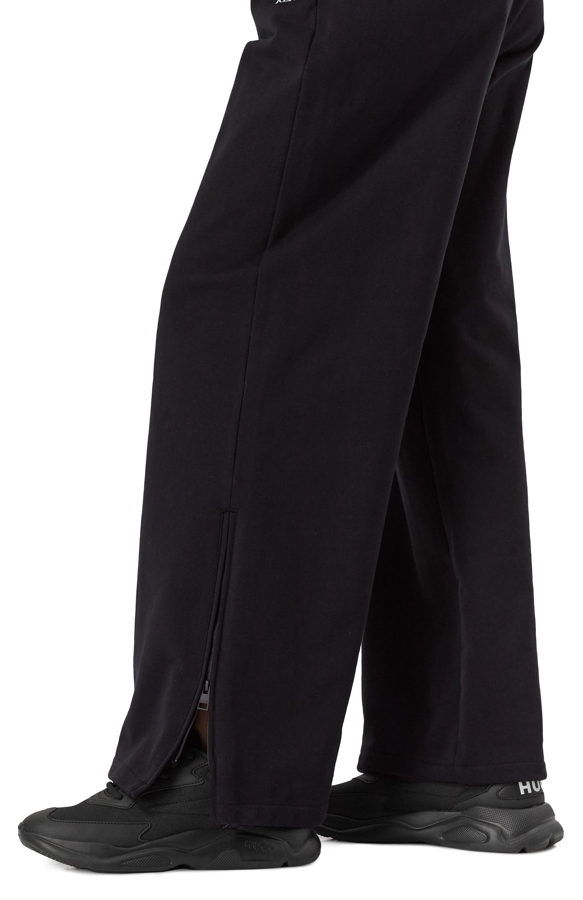 Текстильные кроссовки leon HUGO черного цвета по цене 18950 руб., арт. 50536660, фото 3 Текстильные кроссовки leon HUGO, арт. 50536660, фото 3