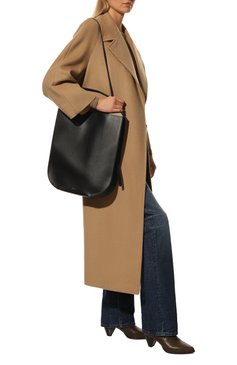 Женская сумка helene large REE PROJECTS черного цвета, арт. AW22/HELE1SC | Фото 7 (Размер: large; Материал: Натуральная кожа; Сумки-технические: Сумки top-handle; Ремень/цепочка: На ремешке; Материал сплава: Проставлено; Региональные ограничения белый список (Axapta Mercury): Не проставлено; Драгоценные камни: Проставлено)