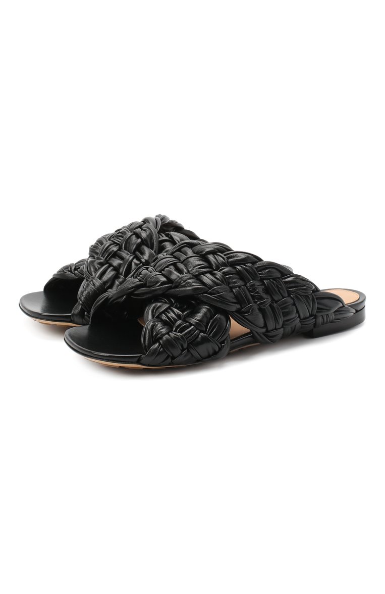 Женские кожаные шлепанцы bv board BOTTEGA VENETA черного цвета, арт. 631935/VBT10 | Фото 1 (Подошва: Плоская; Каблук высота: Низкий; Материал внутренний: Натуральная кожа; Региональные ограничения белый список (Axapta Mercury): RU; Материал сплава: Проставлено; Драгоценные камни: Проставлено; Материал внешний: Натуральная кожа)