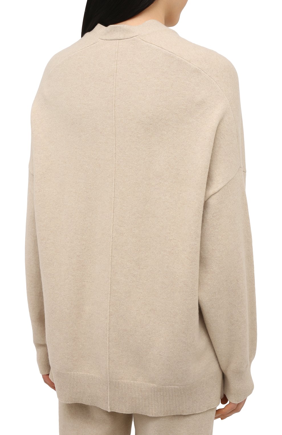 Кашемировый кардиган EXTREME CASHMERE бежевого цвета по цене 57800 руб., арт. 024/T0KI0, фото 4 Кашемировый кардиган EXTREME CASHMERE, арт. 024/T0KI0, фото 4