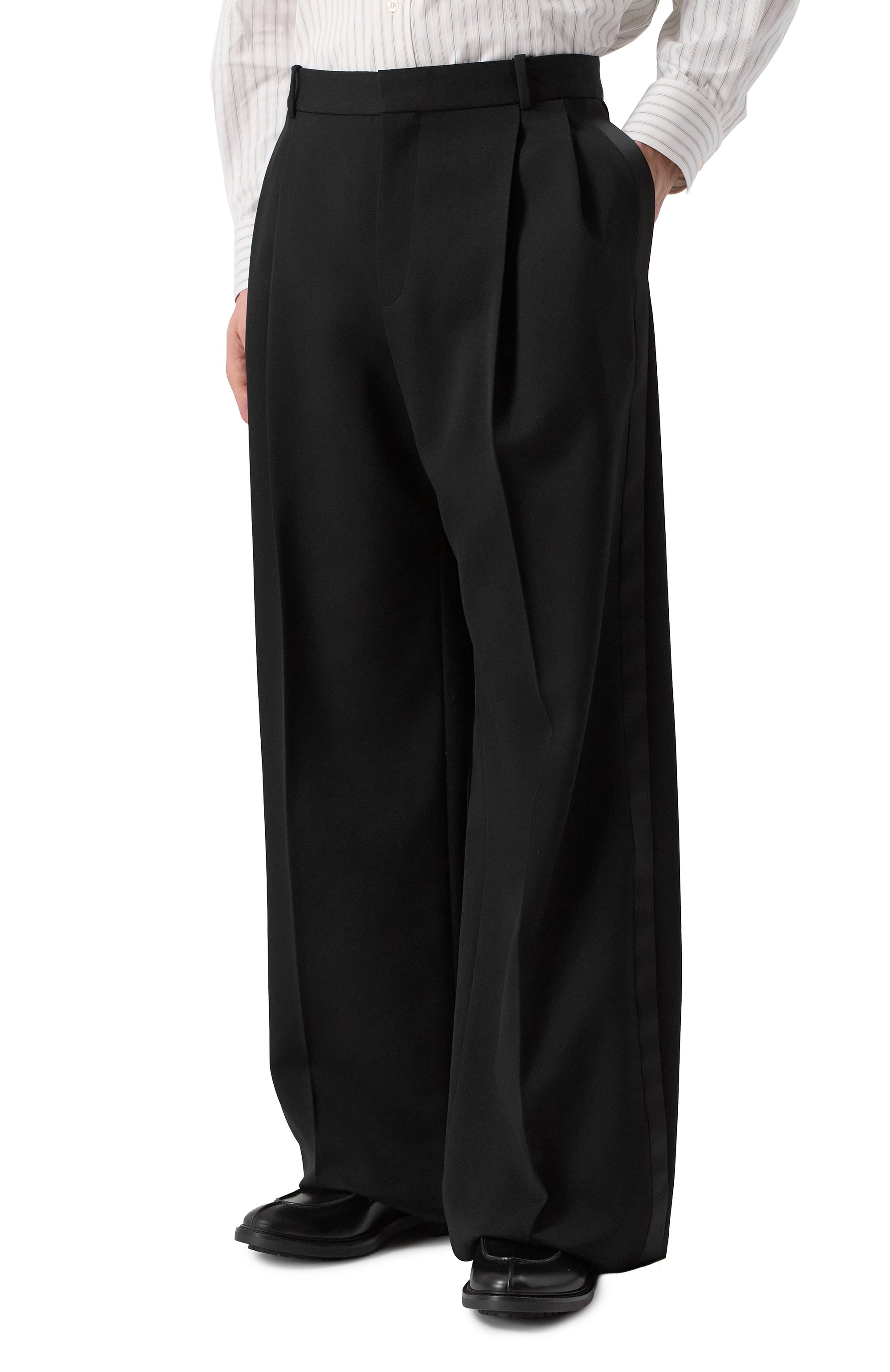 Шерстяные брюки SAINT LAURENT черного цвета по цене 231000 руб., арт. 805914/Y7E63, фото 3 Шерстяные брюки SAINT LAURENT, арт. 805914/Y7E63, фото 3