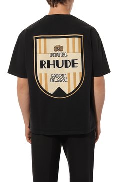 Мужская хлопковая футболка RHUDE черного цвета, арт. RHPF24TT04012 | Фото 4 (Длина (для топов): Стандартные; Драгоценные камни: Проставлено; Материал сплава: Проставлено; Рукава: Короткие; Материал внешний: Хлопок; Принт: С принтом; Стили: Спорт-шик; Мужское Кро�сс-КТ: Футболка-одежда; Кросс-КТ: Джерси)