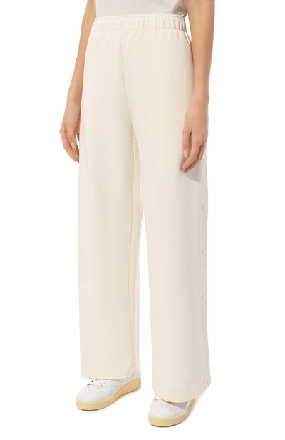 Хлопковые брюки PANGAIA белого цвета по цене 15600 руб., арт. Move Wide Leg Track Pants, фото 3 Хлопковые брюки PANGAIA, арт. Move Wide Leg Track Pants, фото 3