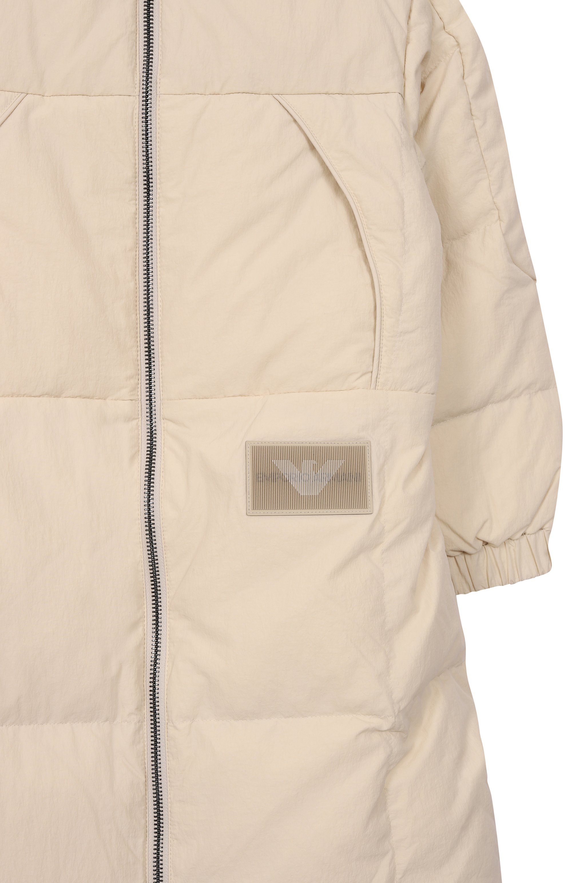 Пуховое пальто EMPORIO ARMANI кремового цвета по цене 51100 руб., арт. EB000490/AF16042, фото 3 Пуховое пальто EMPORIO ARMANI, арт. EB000490/AF16042, фото 3