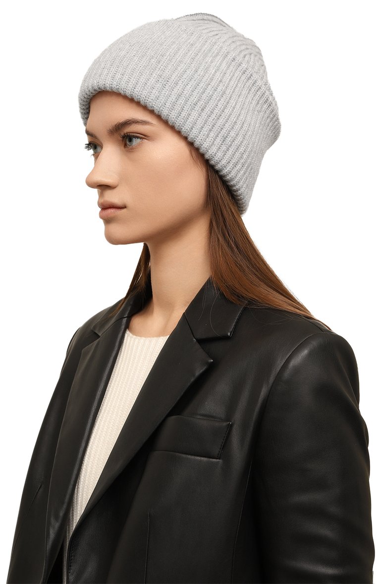 Женская шапка из шерсти и кашемира ADDICTED серого цвета, арт. MK924 | Фото 2 (Материал: Текстиль, Шерсть; Материал сплава: Проставлено; Нос: Не проставлено)