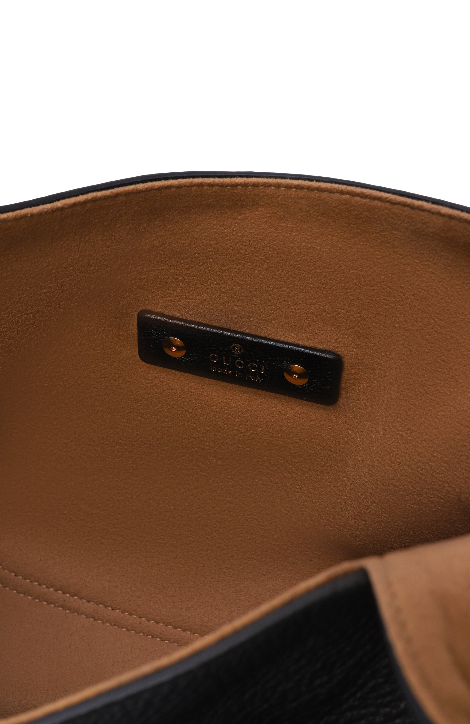 Сумка softbit medium GUCCI черного цвета по цене 495500 руб., арт. 858297/AAEA0, фото 5 Сумка softbit medium GUCCI, арт. 858297/AAEA0, фото 5