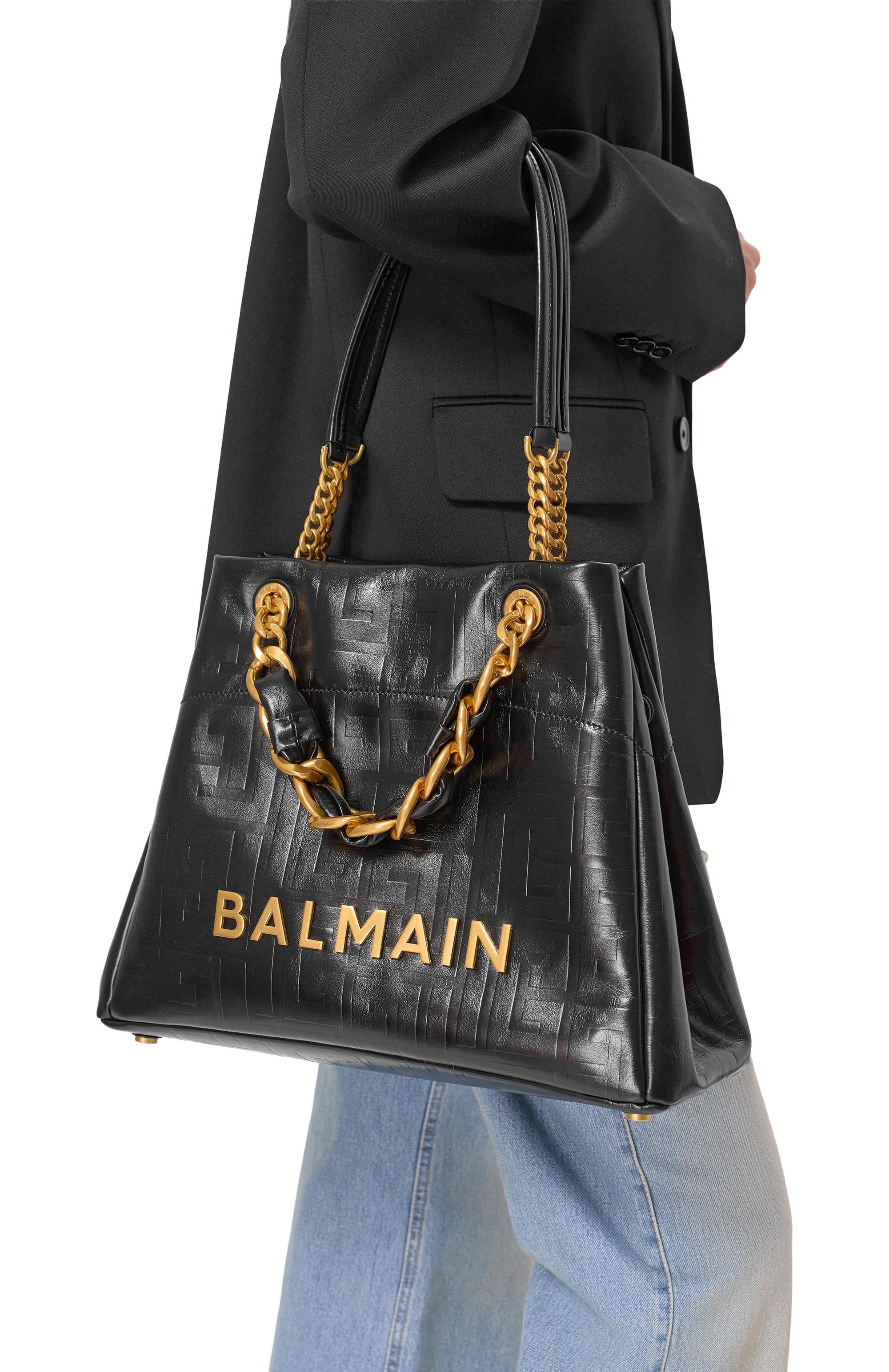 Сумка 1945 BALMAIN черного цвета по цене 269500 руб., арт. GN1FF827/LETF, фото 2 Сумка 1945 BALMAIN, арт. GN1FF827/LETF, фото 2