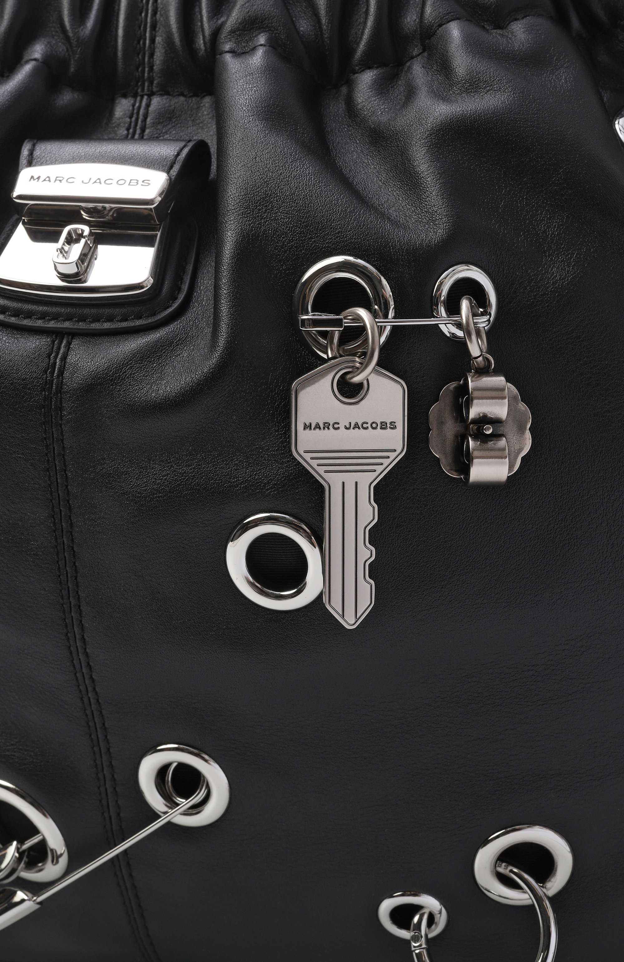 Сумка-тоут the grommet charm cristina MARC JACOBS (THE), арт. 2S6HTT008H01, фото 6