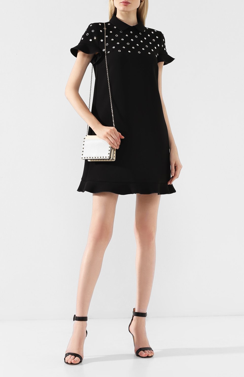 Мини-платье REDVALENTINO черного цвета по цене 89700 руб., арт. RR3VAA00/LCC, фото 2 Мини-платье REDVALENTINO, арт. RR3VAA00/LCC, фото 2