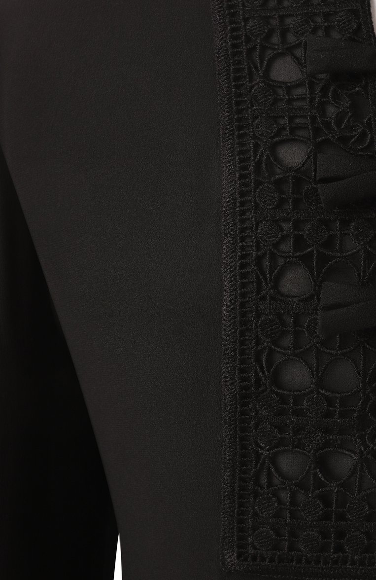 Женская шелковая блузка ELIE SAAB черного цвета, арт. T0168 | Фото 6 (Материал внешний: Шелк; Длина (для топов): Стандартные; Рукава: Длинные; Стили: Кэжуэл; Принт: Без принта; Женское Кросс-КТ: Блуза-одежда)