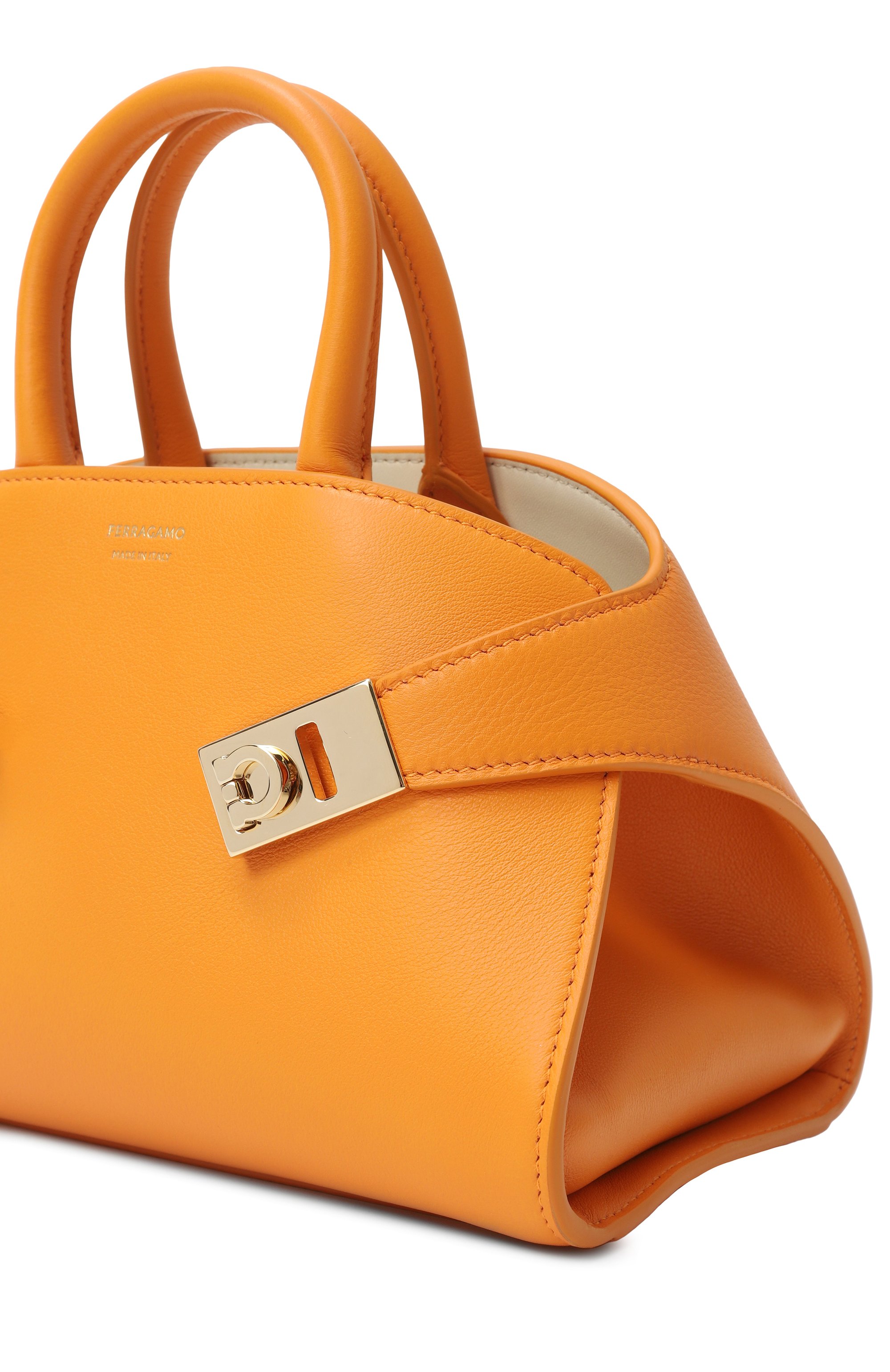 Сумка hug xs FERRAGAMO оранжевого цвета по цене 287000 руб., арт. 215975/784586, фото 3 Сумка hug xs FERRAGAMO, арт. 215975/784586, фото 3