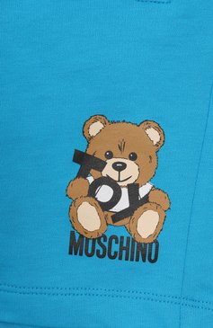 Детские хлопковые шорты MOSCHINO бирюзового цвета, арт. HUQ02A/LCA19/4-8 | Фото 3 (Нос: Не проставлено; Материал внешний: Хлопок; Случай: Повседневный; Тематический товар: Teddy Bear; Ростовка одежда: 4 года | 104 см, 5 лет | 110 см, 6 лет | 116 см, 8 лет | 128 см)