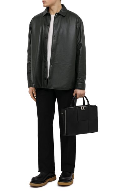 Кожаная сумка для ноутбука arco BOTTEGA VENETA черного цвета по цене 364500 руб., арт. 680120/VB1K1, фото 3 Кожаная сумка для ноутбука arco BOTTEGA VENETA, арт. 680120/VB1K1, фото 3