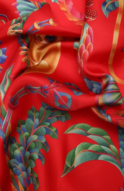 Шелковый платок lemur in red KIRILL OVCHINNIKOV красного цвета по цене 35200 руб., арт. 135\Lr, фото 4 Шелковый платок lemur in red KIRILL OVCHINNIKOV, арт. 135\Lr, фото 4