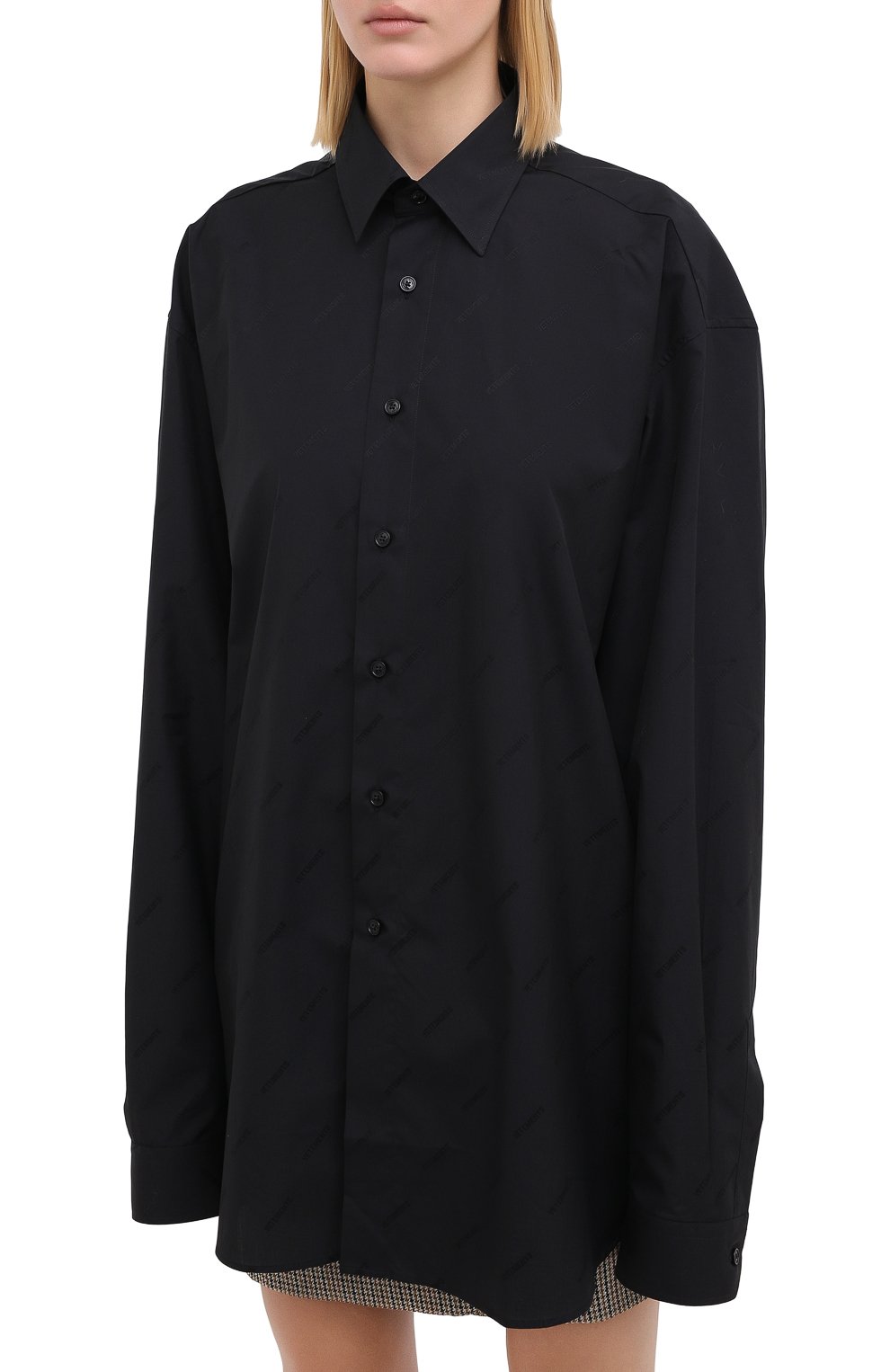 Хлопковая рубашка VETEMENTS черного цвета по цене 57550 руб., арт. UAH21SH143 1006/W, фото 3 Хлопковая рубашка VETEMENTS, арт. UAH21SH143 1006/W, фото 3