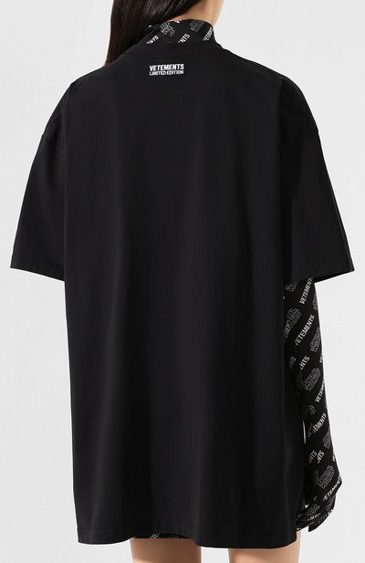 Хлопковая футболка star wars x vetements VETEMENTS черного цвета по цене 45800 руб., арт. USW21TS006 1600/W, фото 4 Хлопковая футболка star wars x vetements VETEMENTS, арт. USW21TS006 1600/W, фото 4