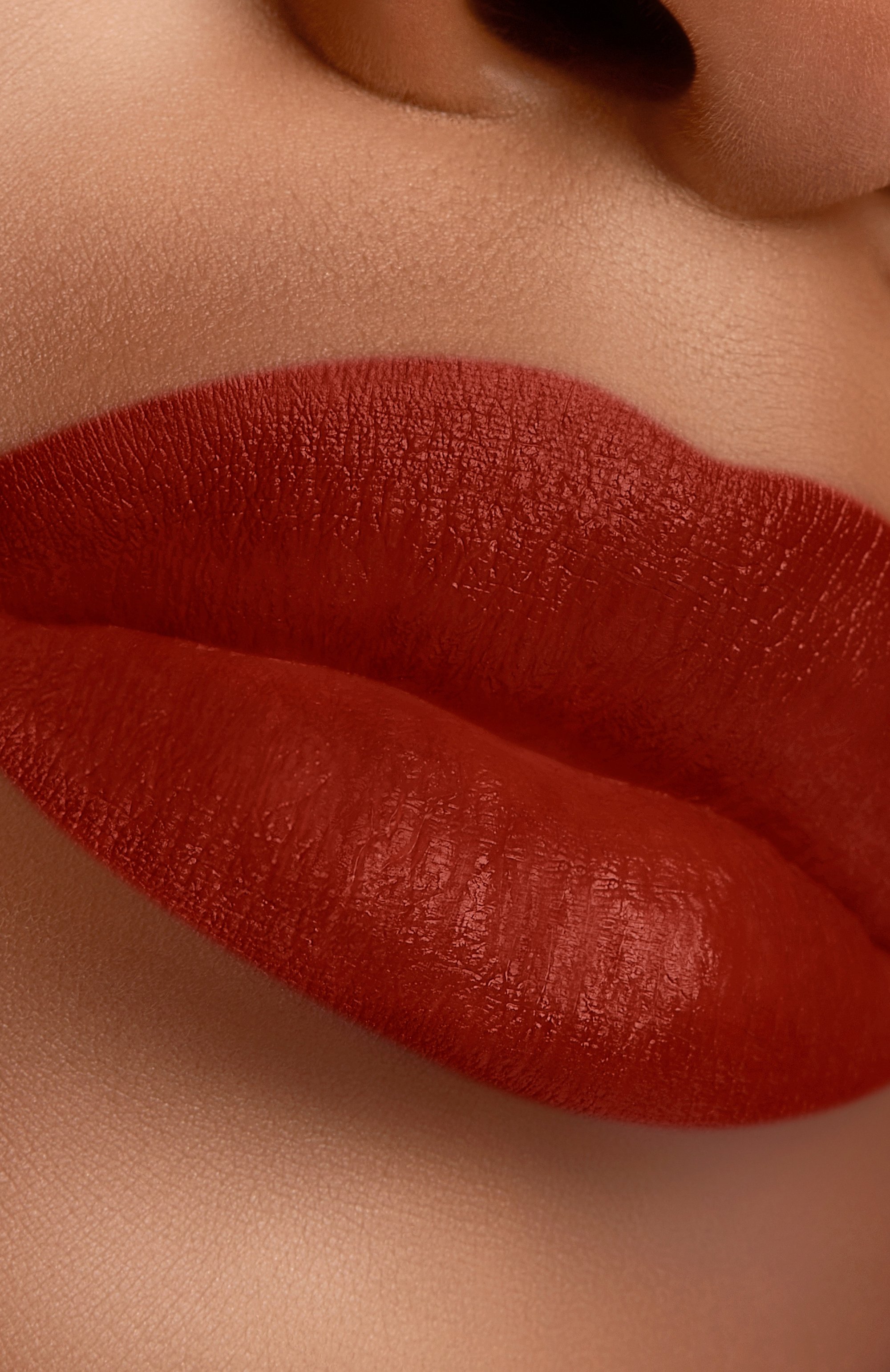 Матовая помада для губ rouge stiletto lumi matte, оттенок red wood 157l (2g) CHRISTIAN LOUBOUTIN, арт. 8435415077705, фото 7